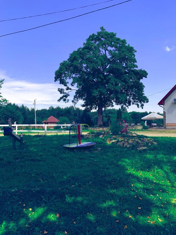 Готель Явір Агро Vyshnivtsi Bagian luar foto